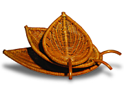 1842К Подносы "Листья" (набор из 3-х) DH цвет Тёмный мёд        (Dark Honey) материал Натуральный ротанг коллекция Classic Rattan